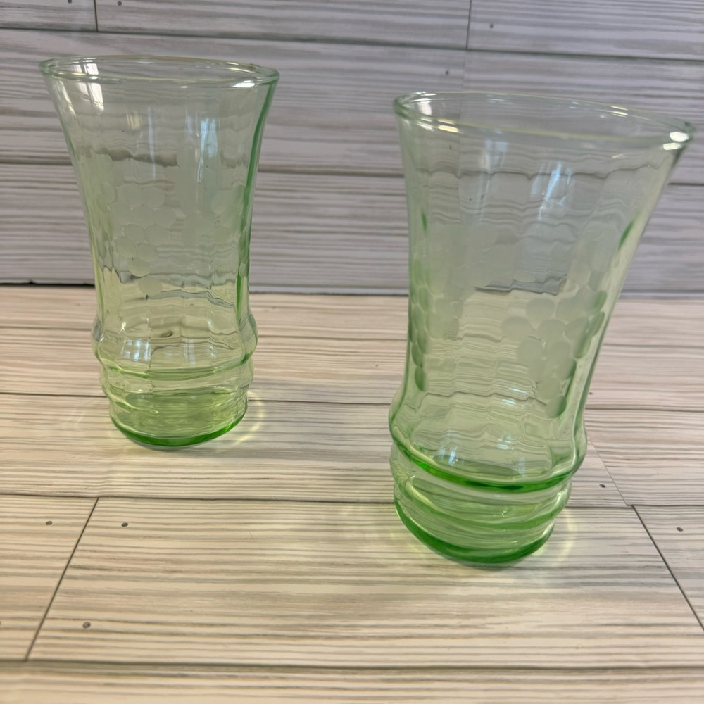 Vtg Vaseline Glass Juice Water Green Grape Tumblers Depression Vaseline Etched